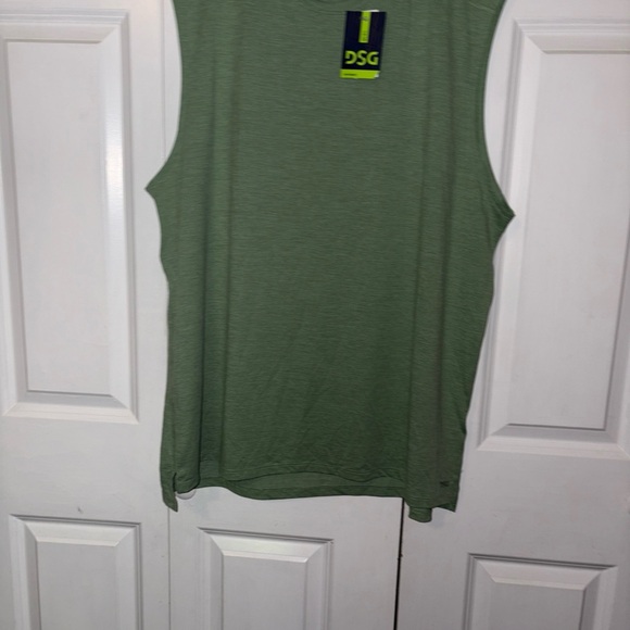 DSG Men's Green Sleeveless Top - Picture 1 of 7